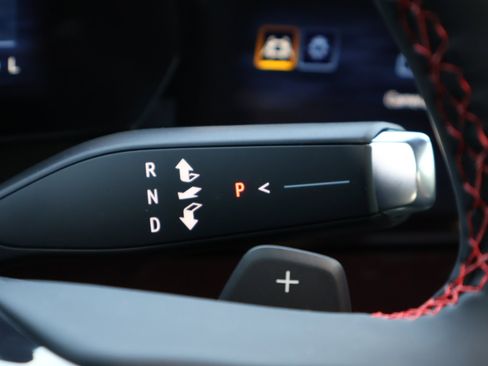 New 2026 Chevrolet Traverse RS w/ LPO, Floor Liner Package image 17