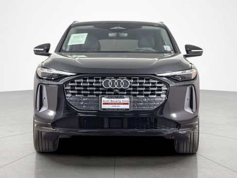 Used 2025 Audi Q5 Premium w/ 19" Wheel Package AWD/4WD image 8