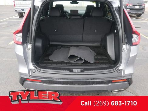 Used 2023 Honda CR-V Sport Touring image 17