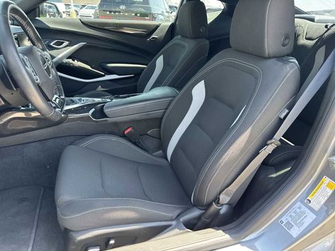 Used 2021 Chevrolet Camaro LT w/ RS Package image 14