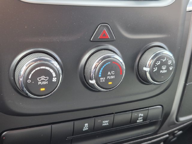 Used 2024 RAM 1500 Warlock AWD/4WD image 24