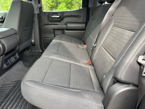 Used 2024 Chevrolet Silverado 1500 Custom Trail Boss w/ LPO, Dark Essentials Package AWD/4WD image 21