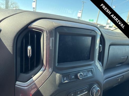 Used 2024 Chevrolet Silverado 1500 Custom image 7