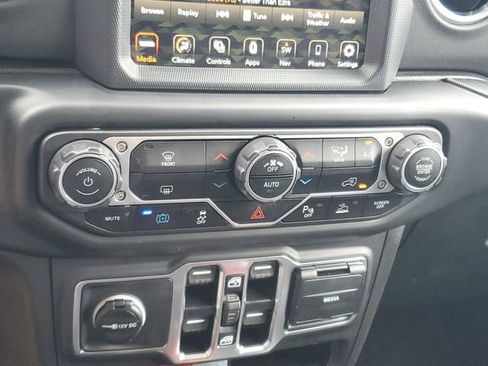 Used 2021 Jeep Wrangler Unlimited Rubicon 4xe w/ Safety Group AWD/4WD image 18