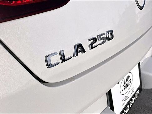 Used 2023 Mercedes-Benz CLA 250 image 22