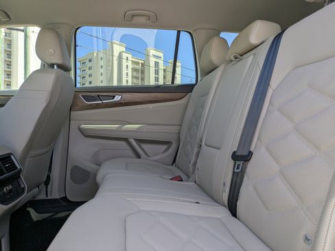 New 2026 Volkswagen Atlas SE image 14