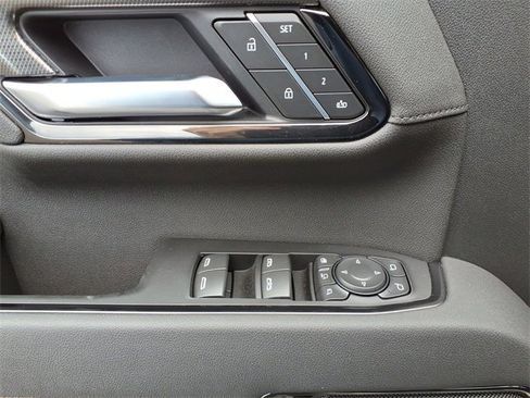 New 2026 GMC Sierra 2500 AT4 w/ AT4 Premium Plus Package image 24