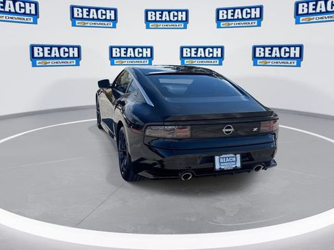 Used 2024 Nissan Z Performance w/ Floor Mat Package RWD image 6