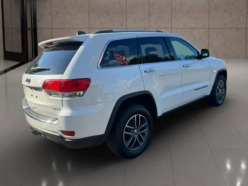 Used 2018 Jeep Grand Cherokee Limited AWD/4WD image 10