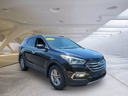 Used 2017 Hyundai Santa Fe Sport FWD image 1