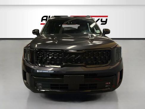 Used 2025 Kia Telluride SX X-Line AWD/4WD image 2