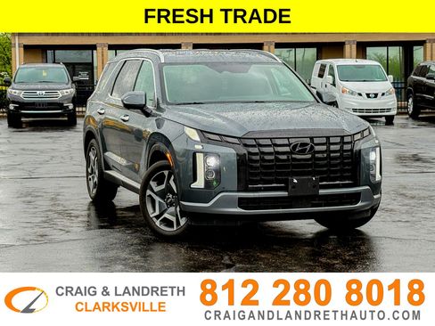 Used 2024 Hyundai Palisade SEL image 1