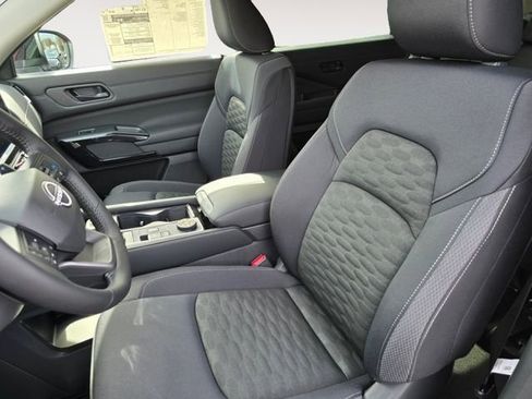 New 2026 Nissan Pathfinder SV w/ Cargo Package AWD/4WD image 21