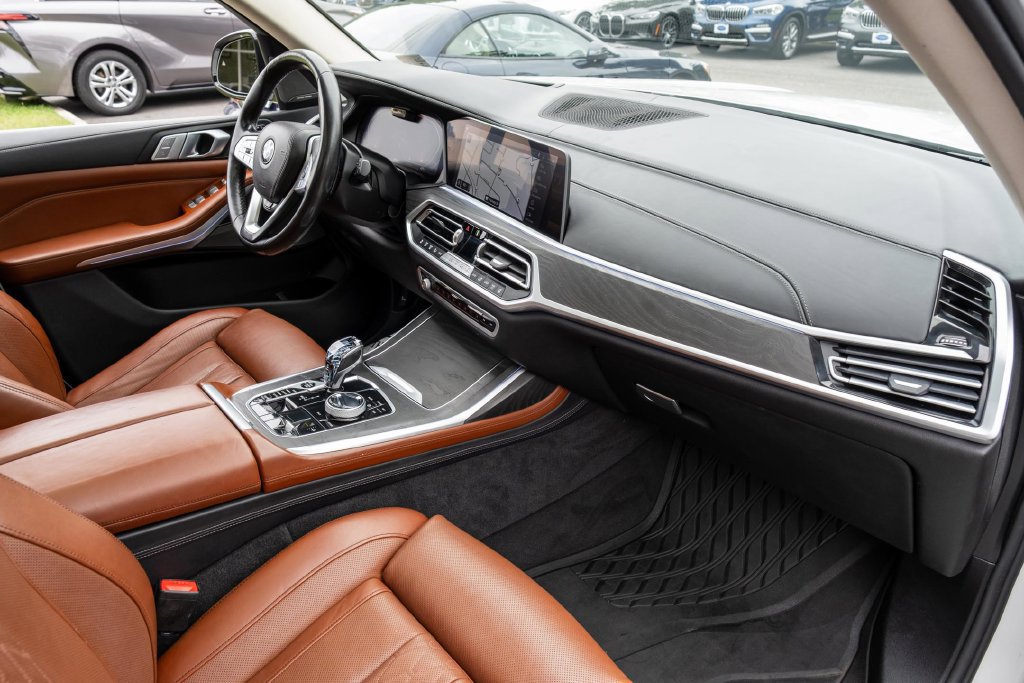 Used 2019 BMW X7 xDrive50i w/ Premium Package AWD/4WD image 27