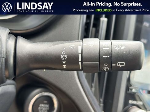 Used 2021 Subaru Crosstrek 2.5i Sport w/ Moonroof Package AWD/4WD image 23