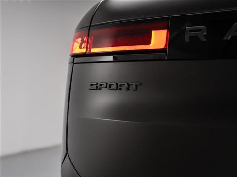 New 2026 Land Rover Range Rover Sport Autobiography image 32