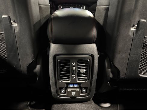 Used 2025 Dodge Durango R/T AWD/4WD image 40