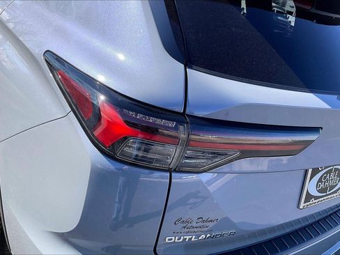 Used 2025 Mitsubishi Outlander SEL image 29