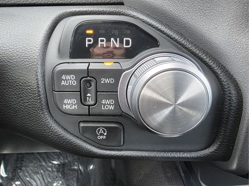 Used 2025 RAM 1500 Laramie w/ Sport Appearance Package image 23