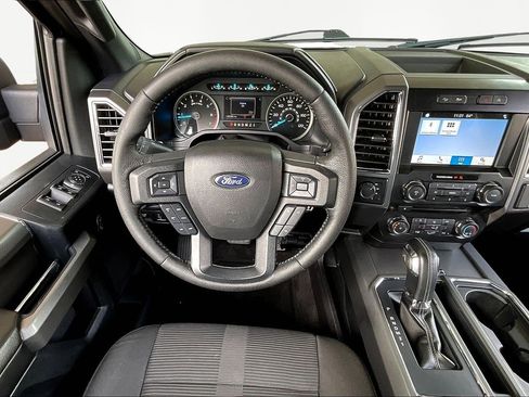 Used 2016 Ford F150 XLT w/ Equipment Group 302A Luxury image 10