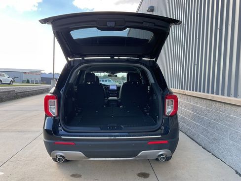 Used 2023 Ford Explorer Limited w/ Equipment Group 301A image 25