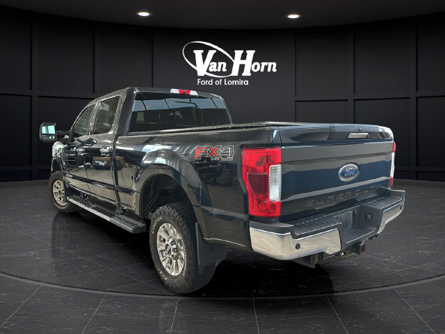Used 2019 Ford F250 XLT w/ XLT Premium Package AWD/4WD image 5