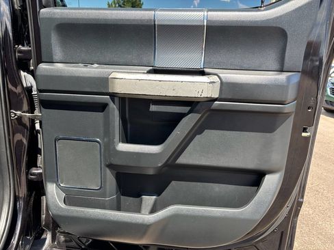 Used 2019 Ford F150 Lariat w/ Equipment Group 502A Luxury AWD/4WD image 22