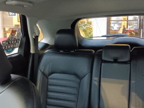 Used 2021 Ford Edge SEL w/ Convenience Package image 24