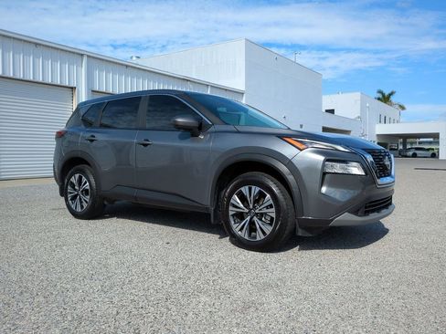 Certified 2023 Nissan Rogue SV image 3