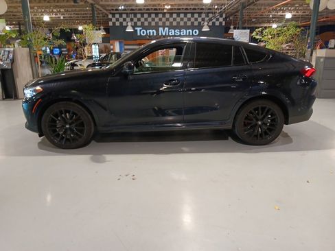Certified 2023 BMW X6 xDrive40i w/ Executive Package image 9