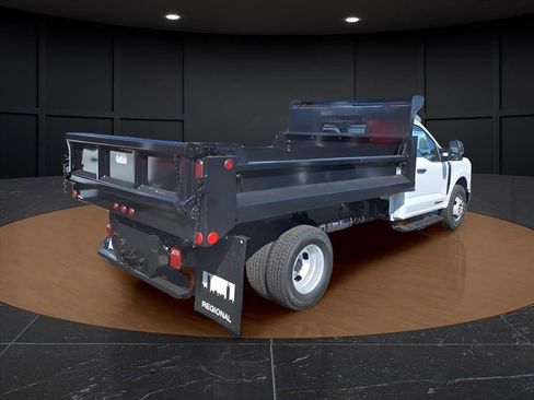 New 2024 Ford F350 XL w/ XL Chrome Package RWD image 3