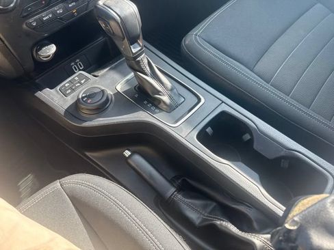 Used 2019 Ford Ranger XLT w/ Equipment Group 301A Mid AWD/4WD image 31