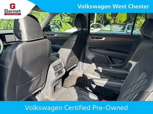 Used 2024 Volkswagen Atlas SEL Premium R-Line AWD/4WD image 12
