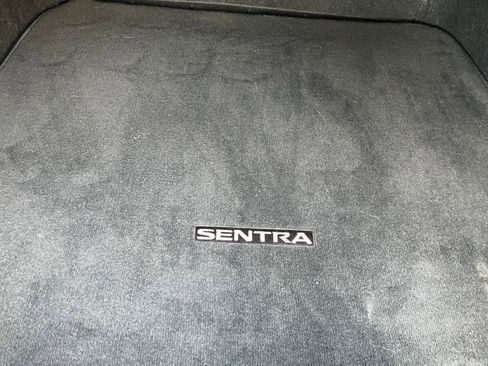 Used 2025 Nissan Sentra SV image 29