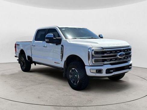 Used 2024 Ford F350 Platinum w/ Tremor Off-Road Package AWD/4WD image 7