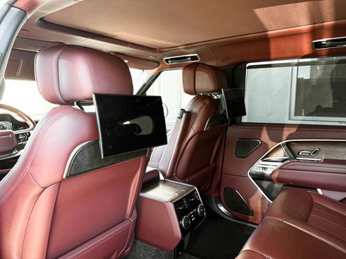 Used 2023 Land Rover Range Rover Long Wheelbase Autobiography image 28