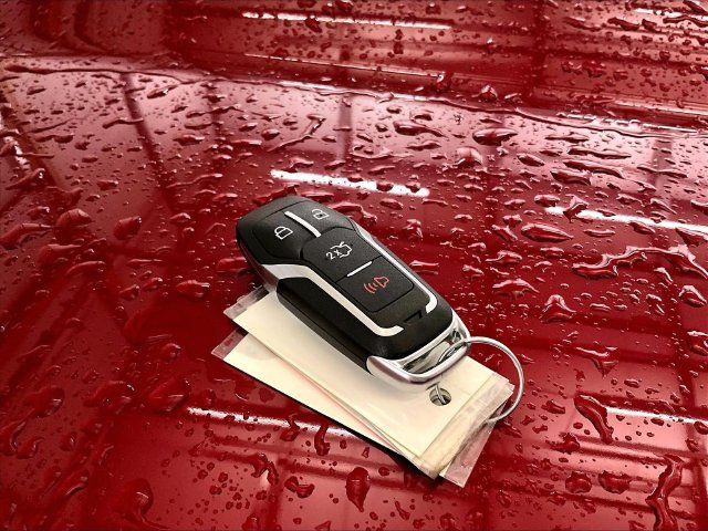 Used 2017 Ford Mustang GT Premium w/ GT Performance Package RWD image 9