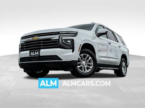 Used 2025 Chevrolet Tahoe LT AWD/4WD image 1