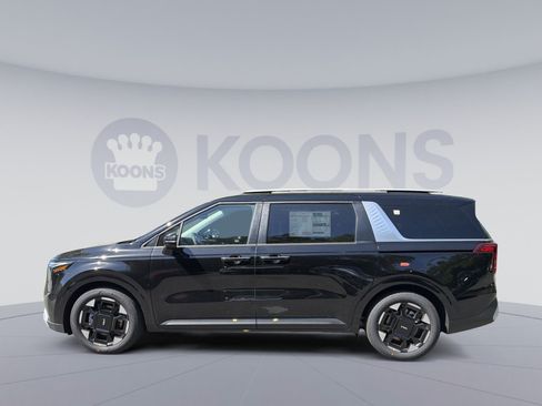 New 2026 Kia Carnival EX FWD image 2