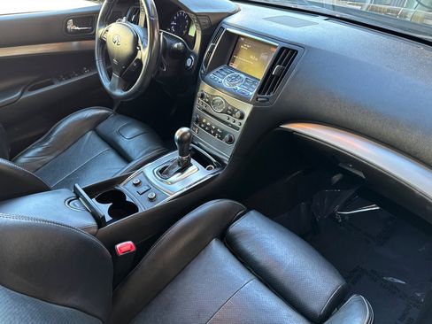 Used 2012 INFINITI G37 x w/ Premium Pkg image 33