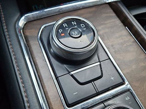 Used 2020 Ford Expedition Platinum image 12