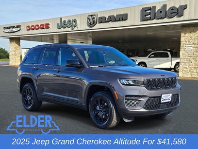 New 2025 Jeep Grand Cherokee Laredo