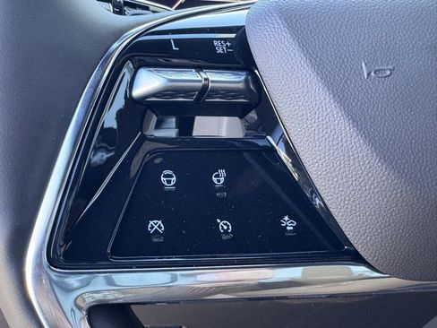 New 2026 Cadillac Escalade ESV Luxury w/ LPO, Radiant Package image 21