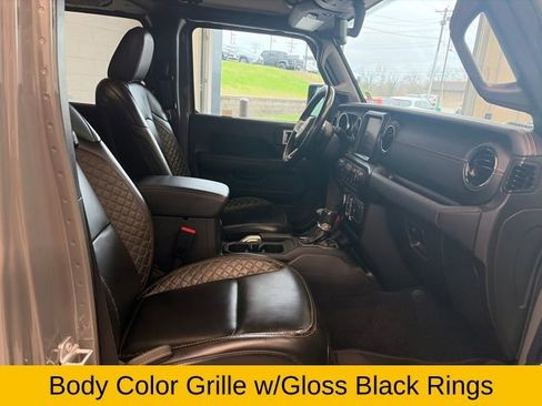 Used 2022 Jeep Gladiator Overland image 38