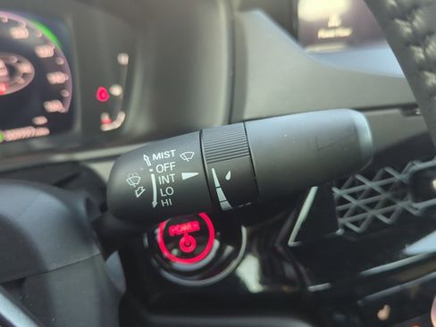 Used 2025 Honda Accord Sport image 15
