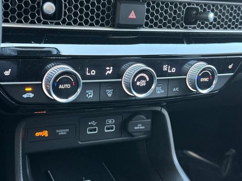 Certified 2024 Honda Civic Sport Touring image 24