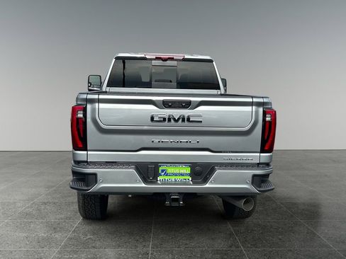 New 2025 GMC Sierra 2500 Denali Ultimate w/ Max Trailering Package image 6
