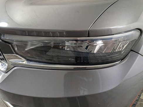 Certified 2023 Jeep Grand Cherokee Laredo image 15