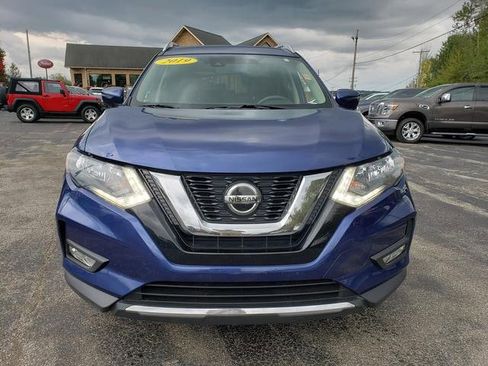 Used 2019 Nissan Rogue SL image 2