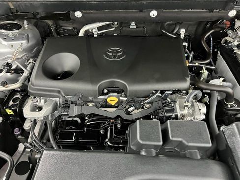 Used 2023 Toyota RAV4 XLE image 33